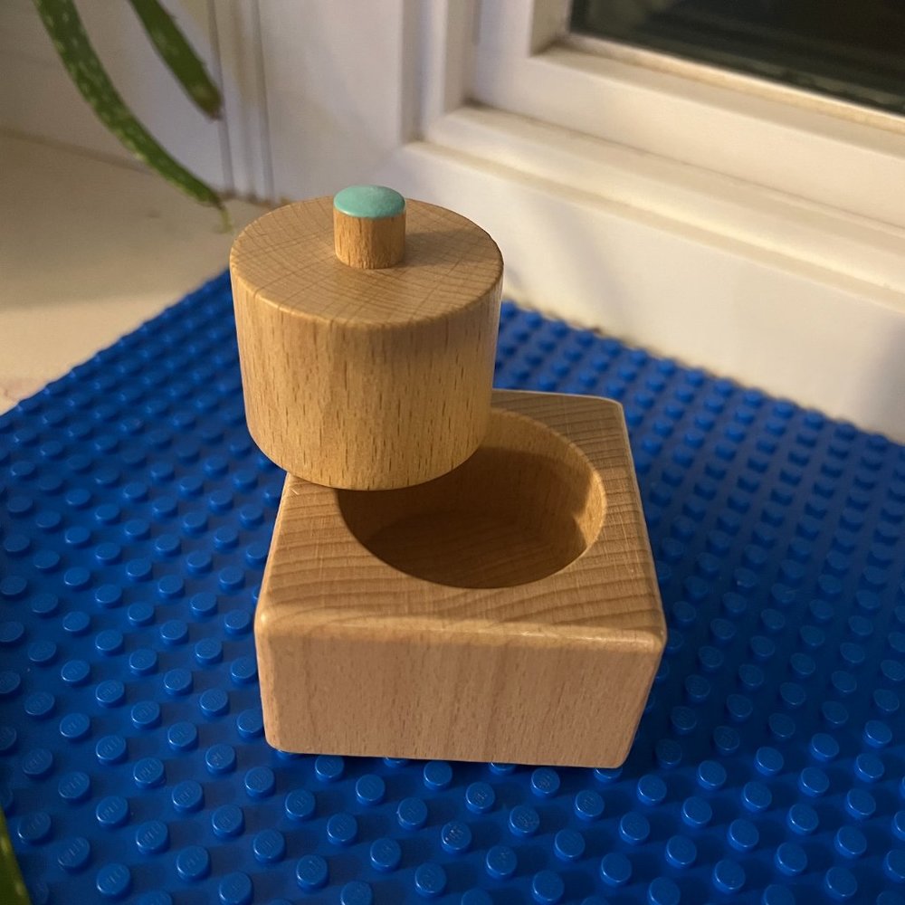 Pincer Puzzle by Lovevery